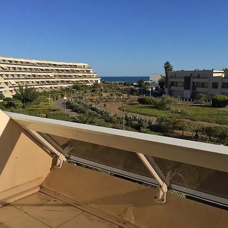6 Personnes Héliopolis - K 204 * Agde